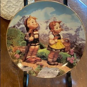 Vintage Danbury MJ Hummel "Little Companions"